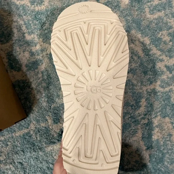 Brand New UGG Women's Tasman Ii Slipper, Sand/Dark Cherry - Picture 5 of 9